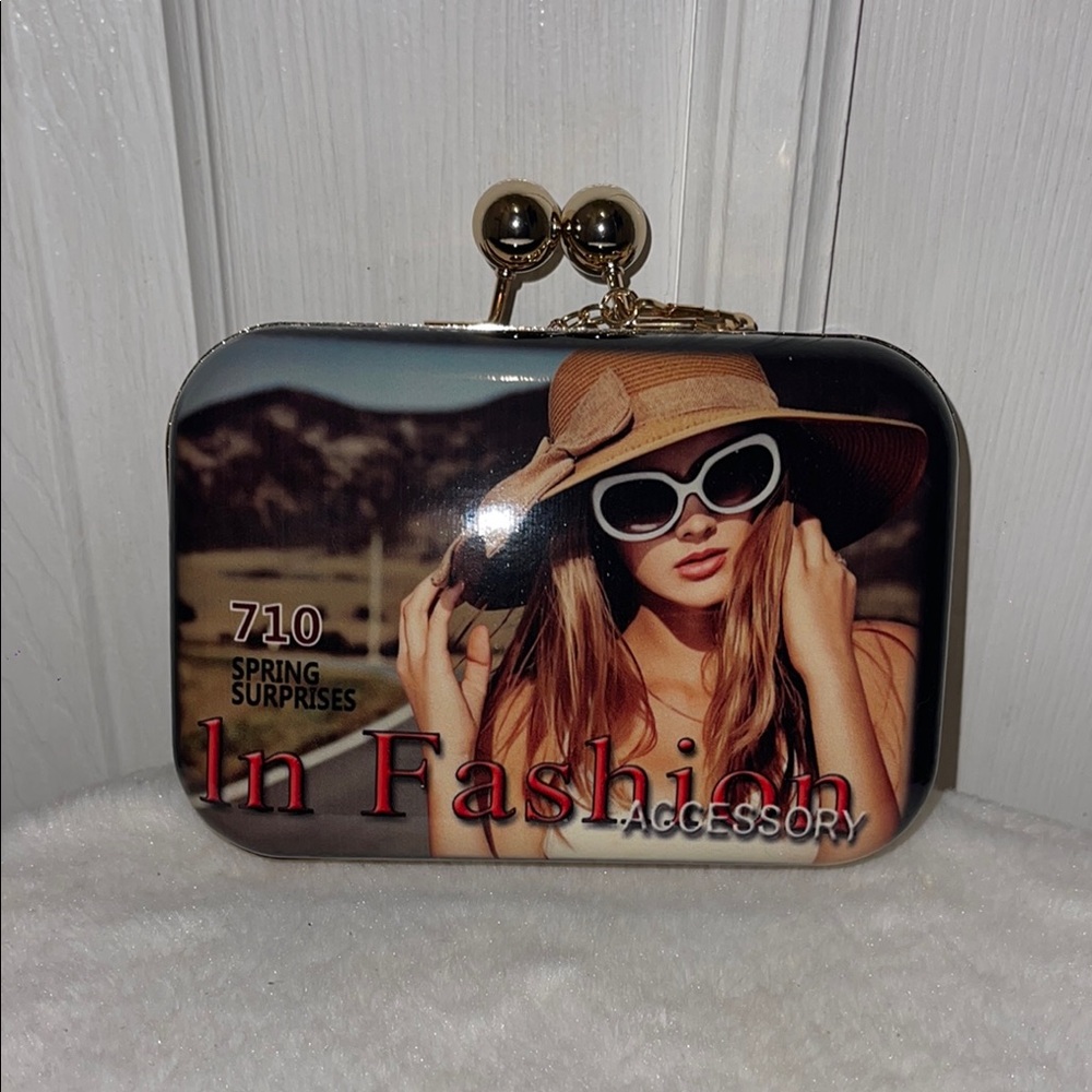 Fashion Print Clutch